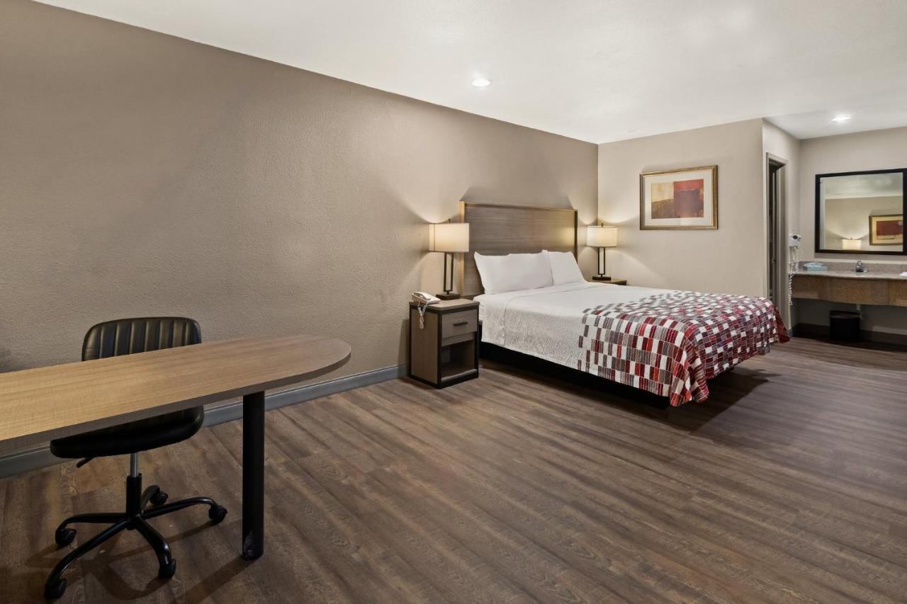 Hotel & At Dfw Airport Irving