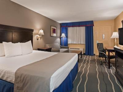 Hotel & At Dfw Airport