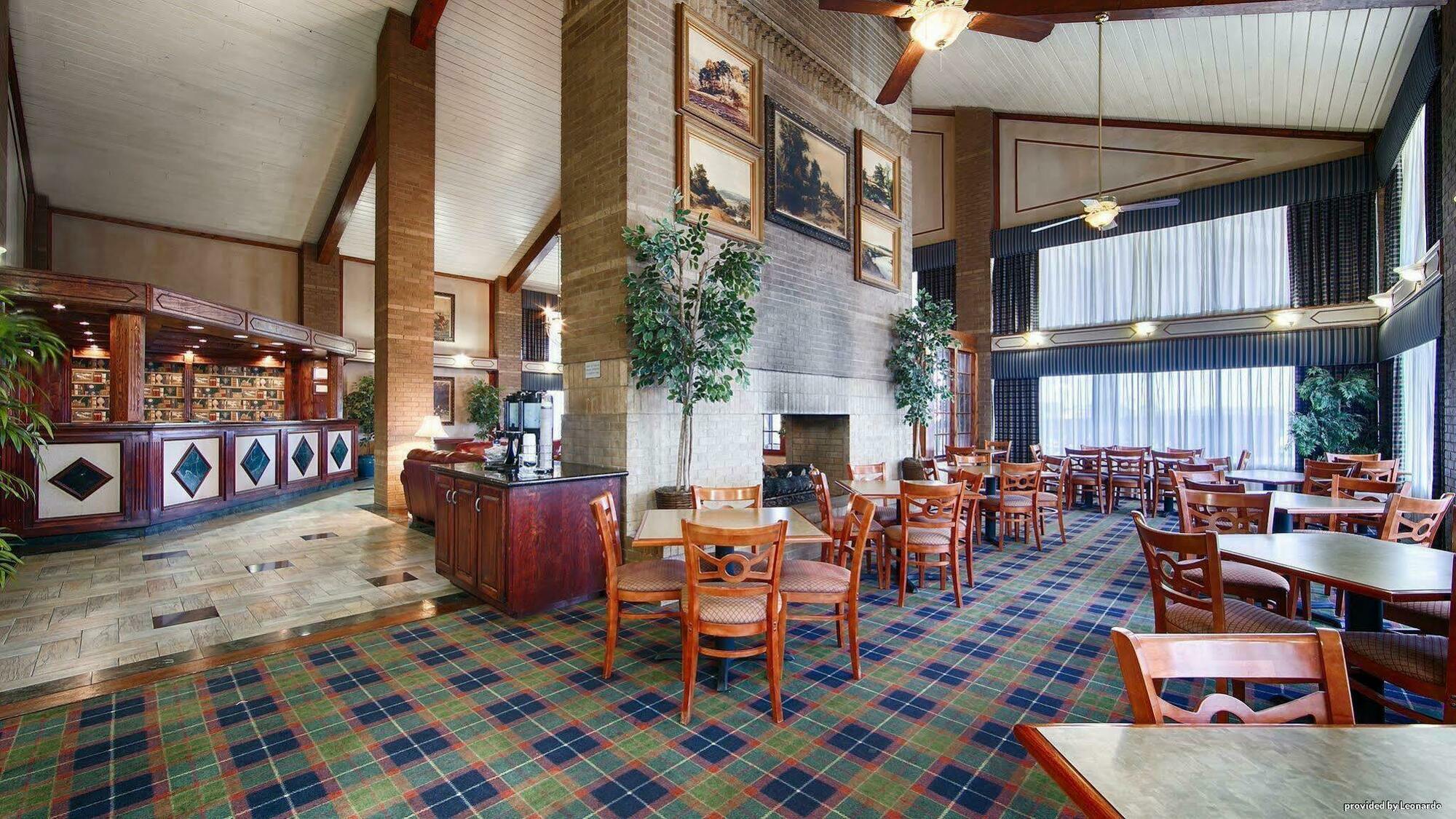 & At Dfw Airport Hotel