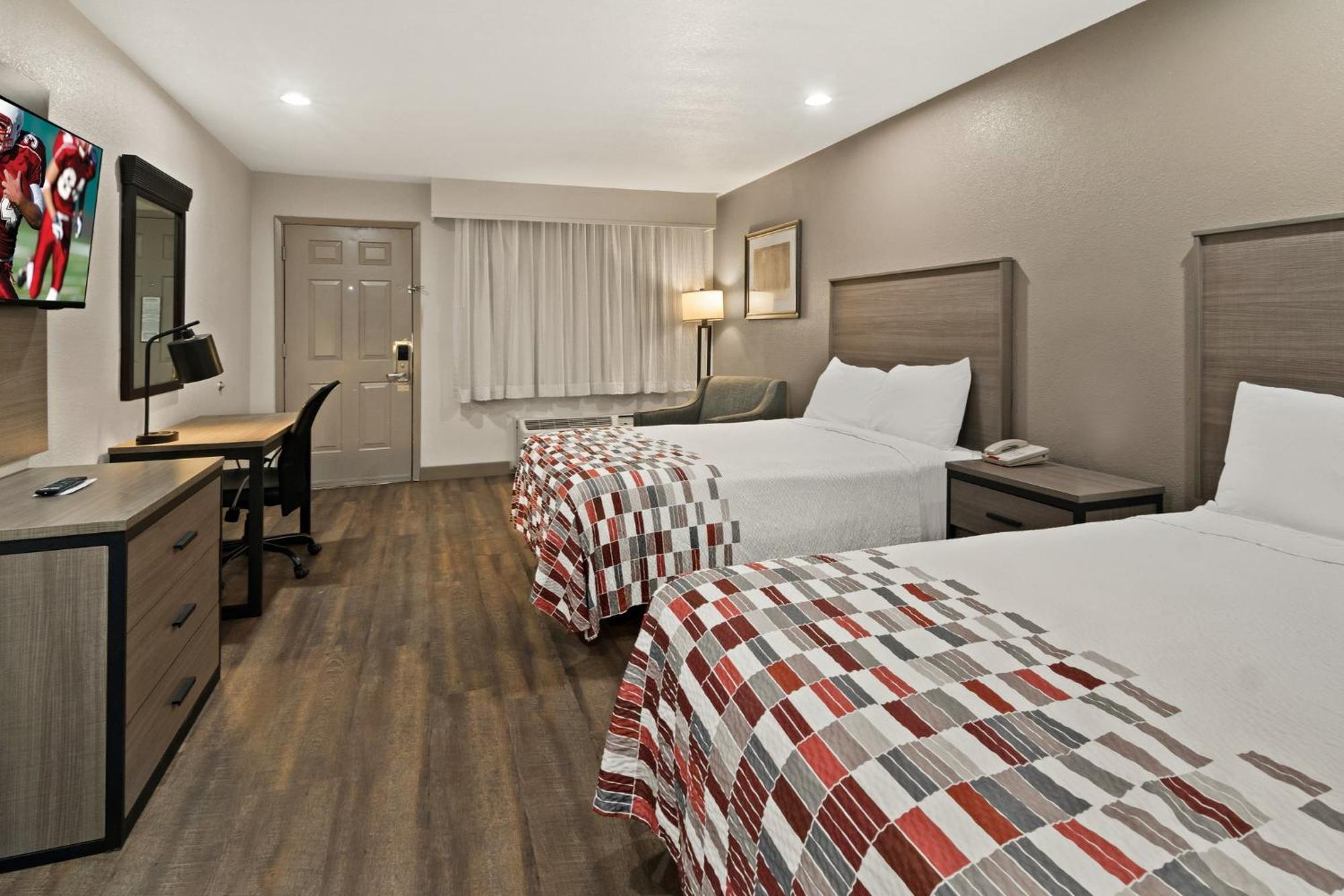 & At Dfw Airport Hotel